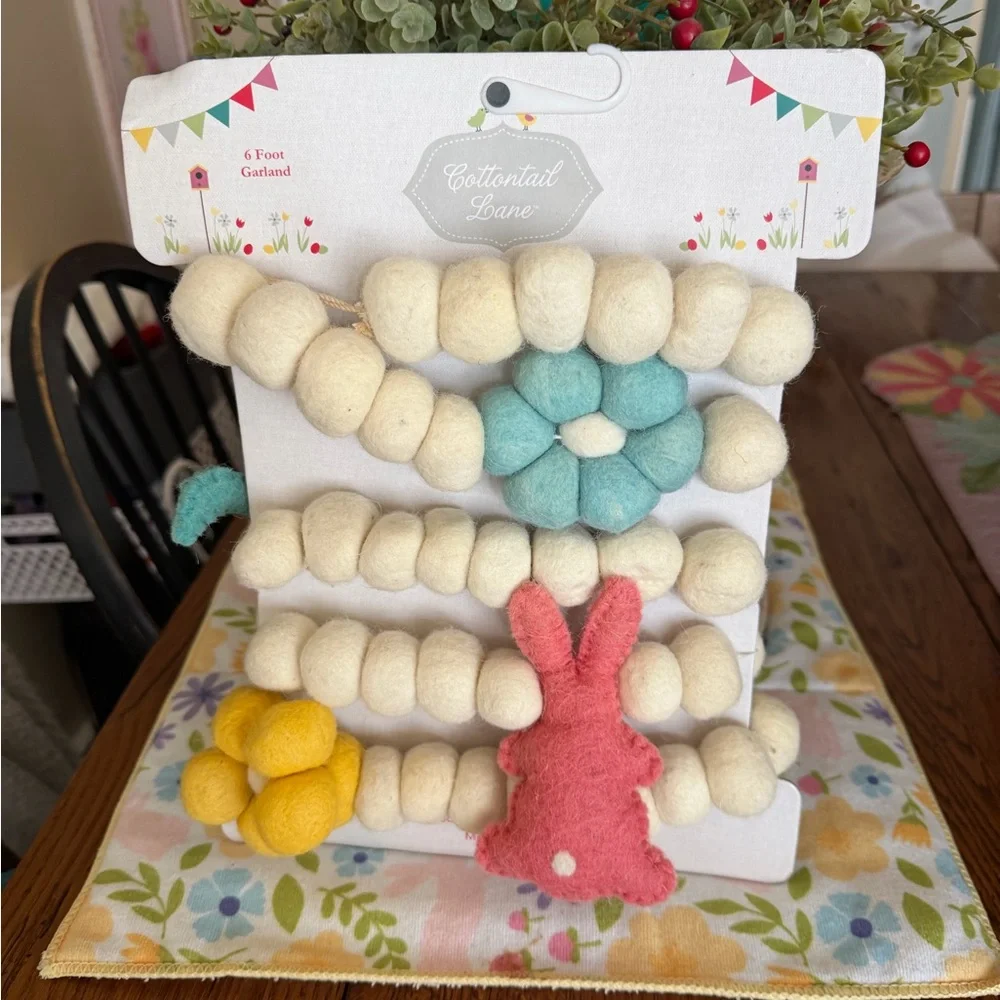 Felt Bunny & Flower Garland with Cream Beads Please see additional pictures 6 ft